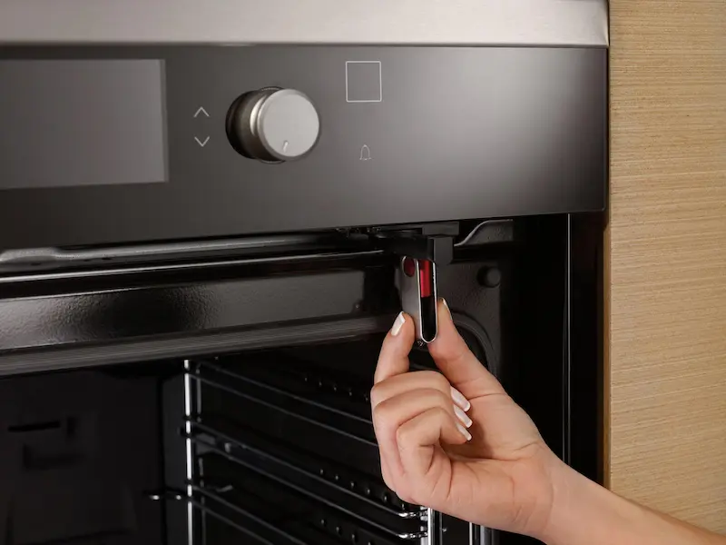 Disconnect the oven  to remove an Inbuilt oven